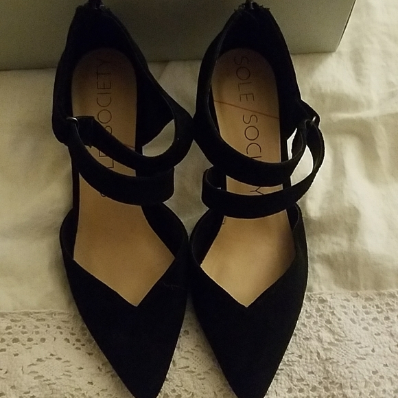 Sole Society Black Heels - Picture 2 of 6